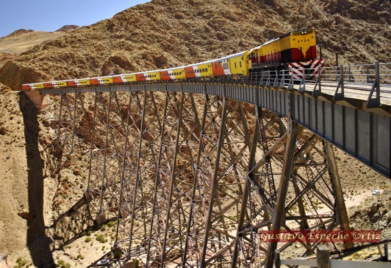 Tren a las Nubes: Un viaje por paisajes, sensaciones y el tiempo Imagen del tren de las nubes