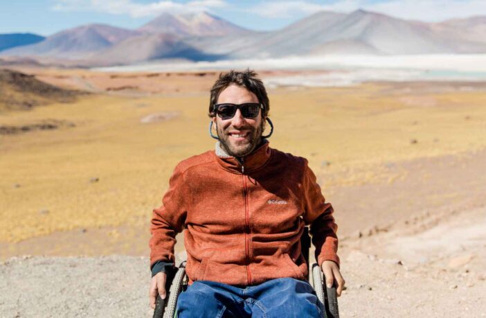 Desde su silla de ruedas a la Lista Forbes por crear rutas para turistas discapacitados (El Español)