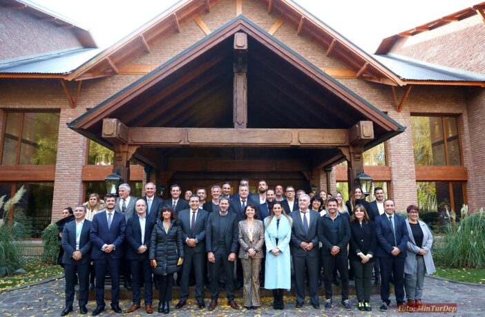 La Faevyt y el Consejo Federal de Turismo desarrollaron un megaevento turístico en El Calafate